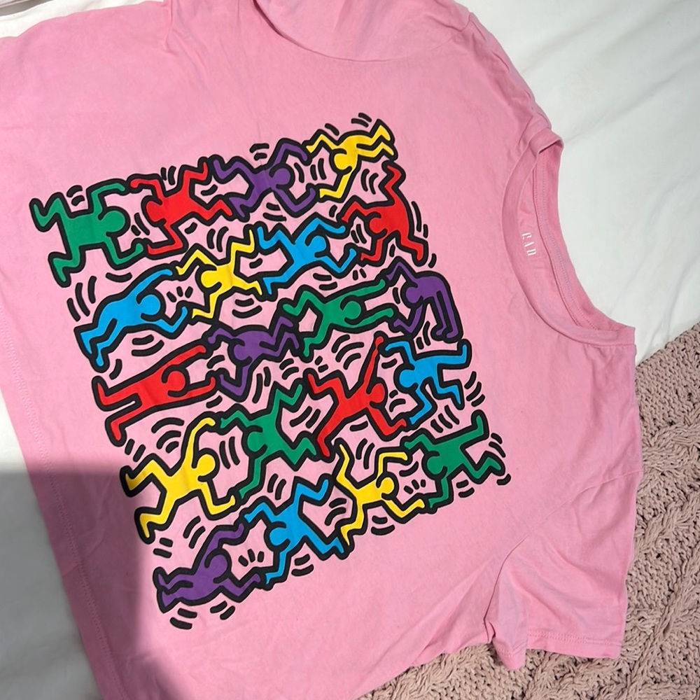 Gap tee